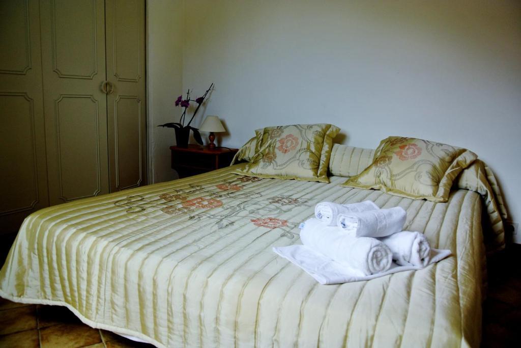 Hotel Residence San Pieru Tarcu Стая снимка
