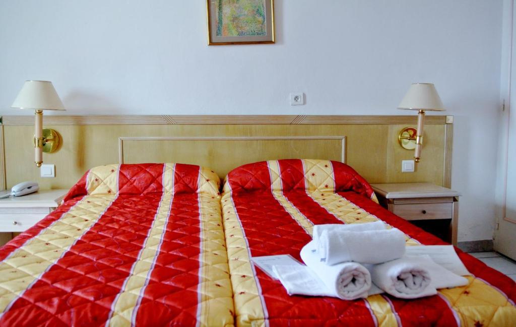 Hotel Residence San Pieru Tarcu Стая снимка
